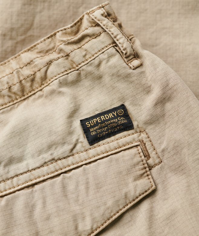 Para-Cargohose mit niedriger Leibhöhe Para-Cargohose mit niedriger Leibhöhe