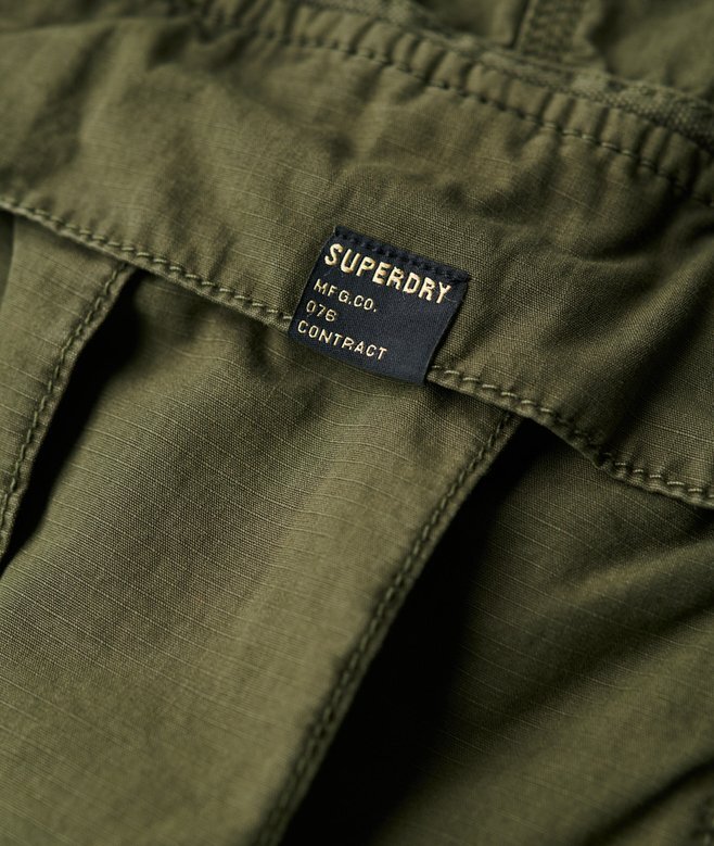 Para-Cargohose mit niedriger Leibhöhe Para-Cargohose mit niedriger Leibhöhe
