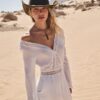 Playsuit mit ausgestellten Ärmeln und Cut-outs