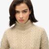 Pullover mit überschnittenen Schultern und Zopfmuster