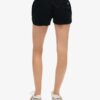 Racer-Shorts mit Sportwappen