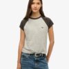 Raglan-T-Shirt aus Organic Cotton mit Essential-Logo Raglan-T-Shirt aus Organic Cotton mit Essential-Logo