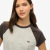 Raglan-T-Shirt aus Organic Cotton mit Essential-Logo Raglan-T-Shirt aus Organic Cotton mit Essential-Logo