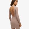 Rückenfreies, figurbetontes Minikleid Rückenfreies, figurbetontes Minikleid