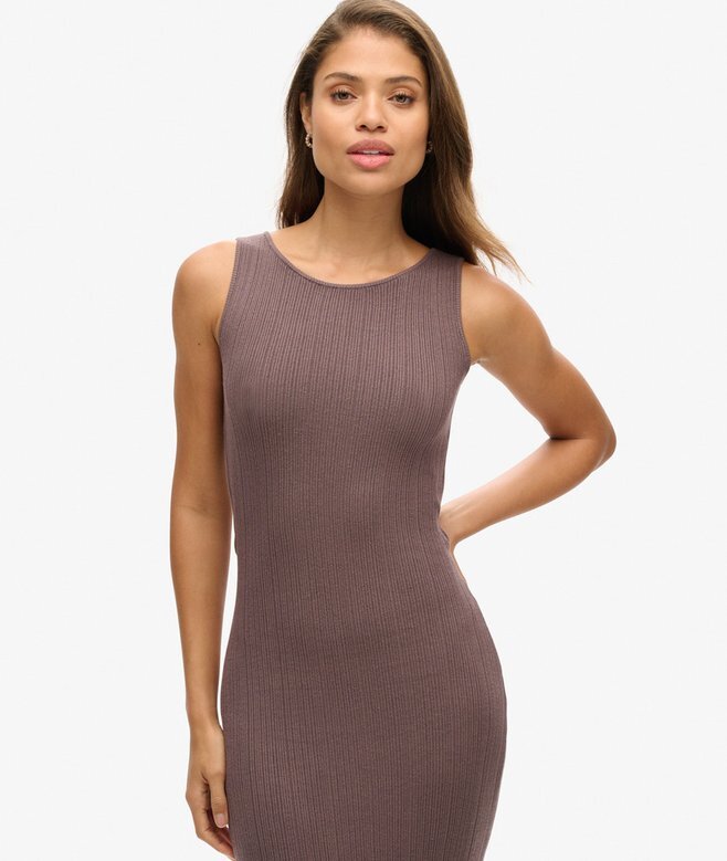 Rückenfreies Midi-Strickkleid Rückenfreies Midi-Strickkleid