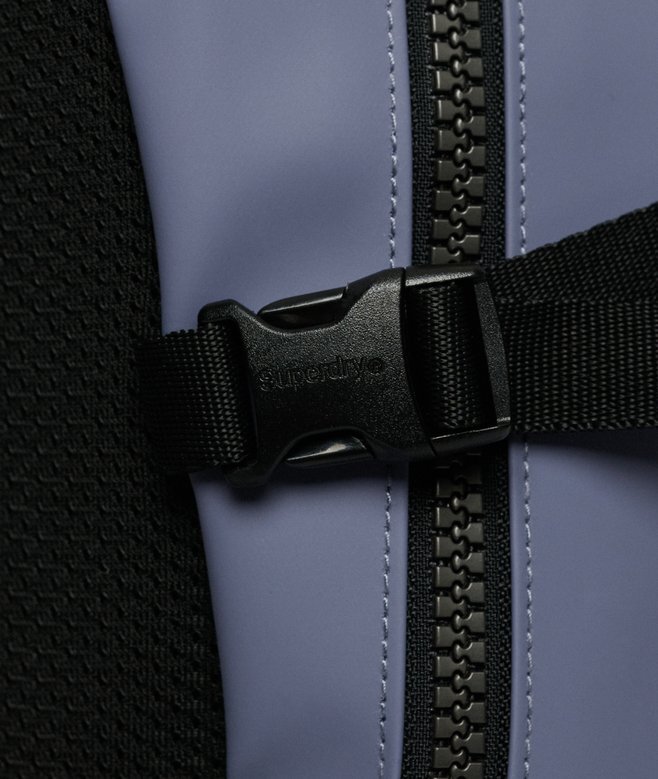 Rucksack mit Tarp-Stickerei Rucksack mit Tarp-Stickerei
