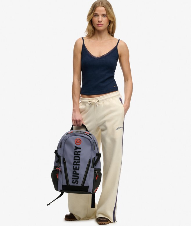 Rucksack mit Tarp-Stickerei Rucksack mit Tarp-Stickerei