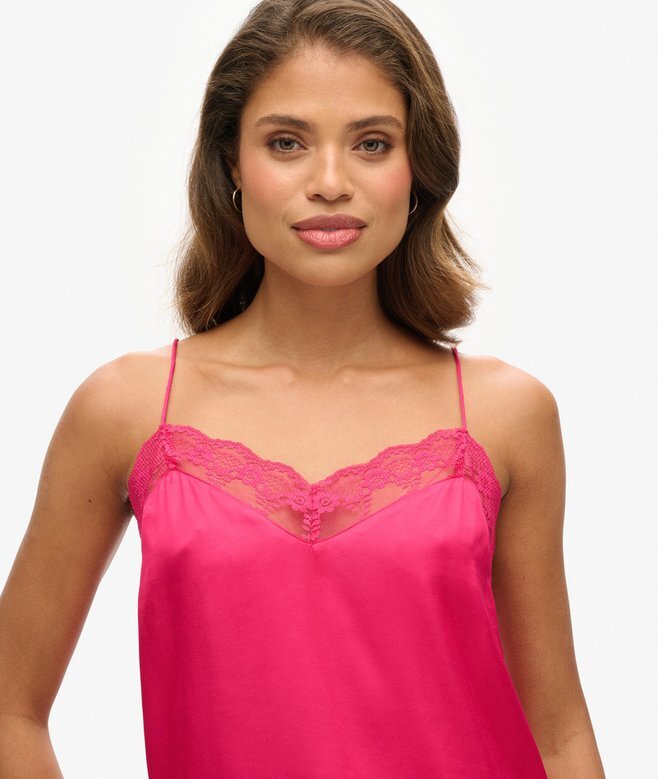 Satin-Oberteil mit Spitzenbesatz Satin-Oberteil mit Spitzenbesatz