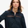 Shirtkleid mit Spitzenmix