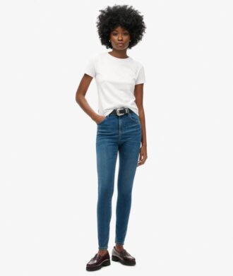 Skinny-Jeans aus Organic Cotton mit hoher Leibhöhe Skinny-Jeans aus Organic Cotton mit hoher Leibhöhe
