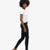 Skinny-Jeans aus Organic Cotton mit hoher Leibhöhe Skinny-Jeans aus Organic Cotton mit hoher Leibhöhe