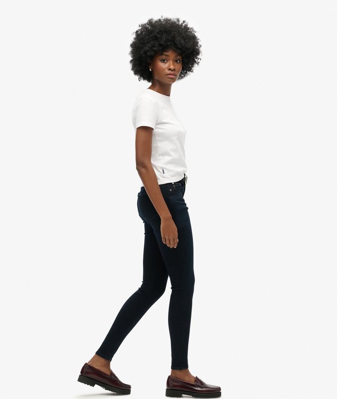 Skinny-Jeans aus Organic Cotton mit hoher Leibhöhe Skinny-Jeans aus Organic Cotton mit hoher Leibhöhe