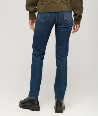 Slim-Fit-Jeans aus Organic Cotton mit mittlerer Leibhöhe Slim-Fit-Jeans aus Organic Cotton mit mittlerer Leibhöhe