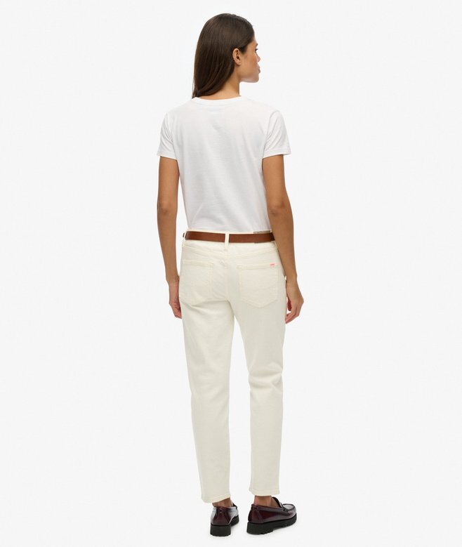 Slim-Fit-Jeans aus Organic Cotton mit mittlerer Leibhöhe Slim-Fit-Jeans aus Organic Cotton mit mittlerer Leibhöhe