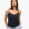 Spitzen-Cami-Oberteil mit Knopfleiste Spitzen-Cami-Oberteil mit Knopfleiste