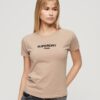 Sport Luxe Logo – Tailliertes, kurzes T-Shirt Sport Luxe Logo – Tailliertes, kurzes T-Shirt