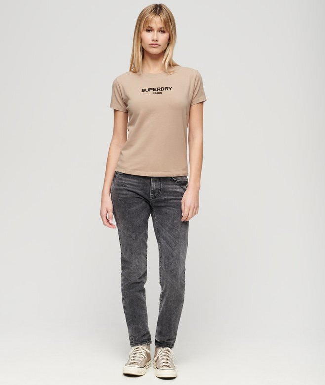 Sport Luxe Logo – Tailliertes, kurzes T-Shirt Sport Luxe Logo – Tailliertes, kurzes T-Shirt
