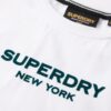 Sport Luxe T-Shirt mit Grafikprint