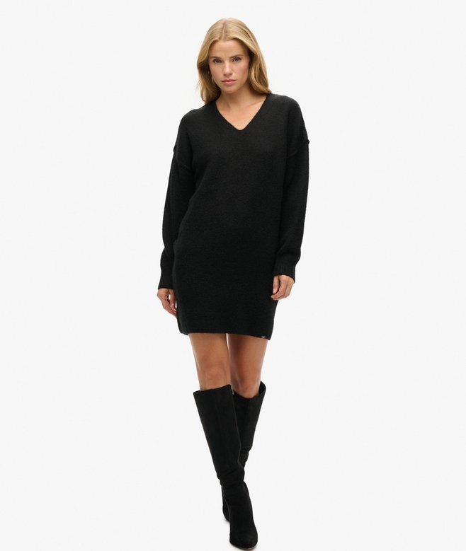 Strickkleid mit V-Ausschnitt Strickkleid mit V-Ausschnitt