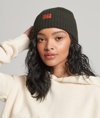 Strickmütze im Workwear-Stil