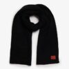 Strickschal im Workwear-Stil
