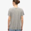 Studios Slub T-Shirt mit Stickerei und V-Ausschnitt Studios Slub T-Shirt mit Stickerei und V-Ausschnitt