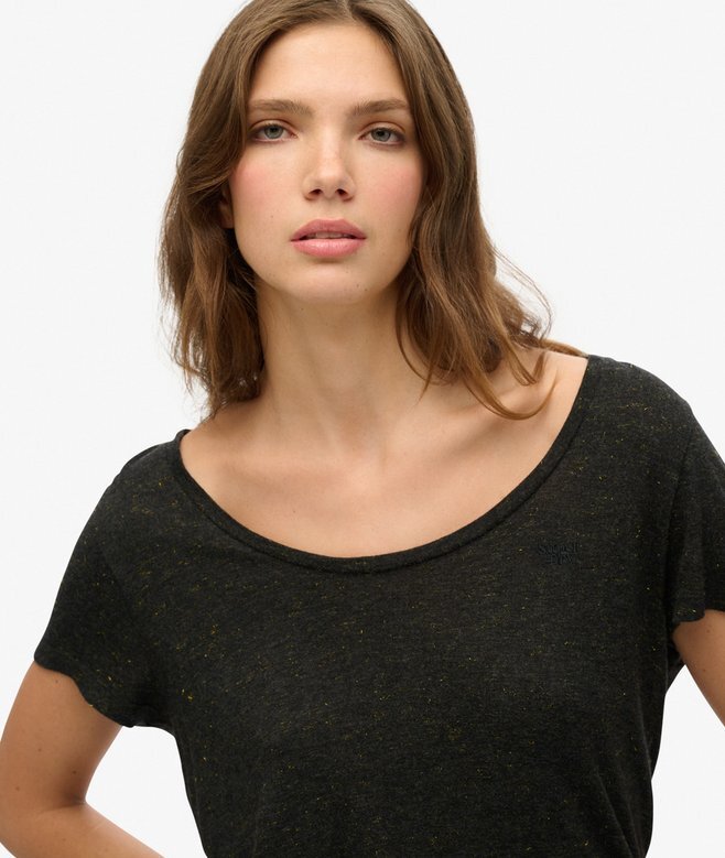 Studios T-Shirt mit Rundhalsausschnitt Studios T-Shirt mit Rundhalsausschnitt
