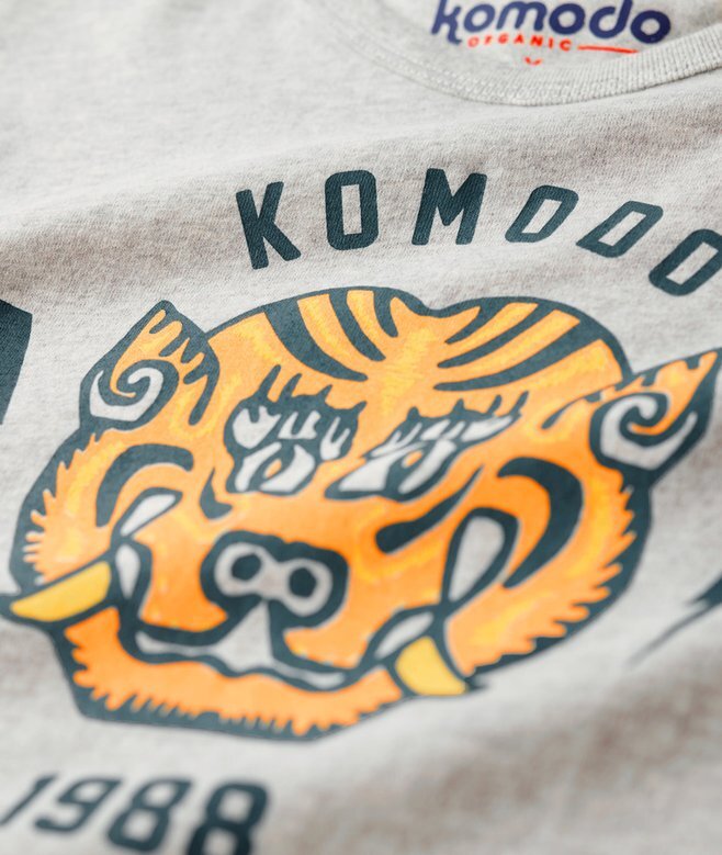 Superdry X Komodo Tiger Slim Oberteil Superdry X Komodo Tiger Slim Oberteil