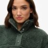 Superweiches Teddy-Fleece mit Druckknopfkragen Superweiches Teddy-Fleece mit Druckknopfkragen