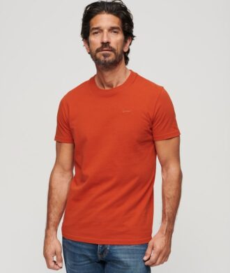 T-Shirt aus Organic Cotton mit kleinem Logo T-Shirt aus Organic Cotton mit kleinem Logo
