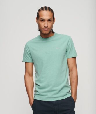 T-Shirt aus Organic Cotton mit kleinem Logo