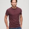 T-Shirt aus Organic Cotton mit kleinem Logo T-Shirt aus Organic Cotton mit kleinem Logo