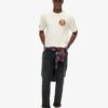 T-Shirt mit Aufdruck „Travel Postcard Chest“