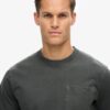 T-Shirt mit kontrastfarbener Naht an der Tasche