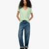 T-Shirt mit V-Ausschnitt und Slub-Stickerei