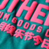 Tailliertes T-Shirt mit Puff-Print