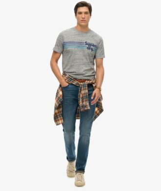Terrain T-Shirt mit gestreiftem Logo