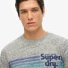Terrain T-Shirt mit gestreiftem Logo