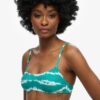 Tie-Dye-Bikini-Oberteil aus recyceltem Material Tie-Dye-Bikini-Oberteil aus recyceltem Material