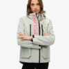 Ultimate Tech Windjacke mit Kapuze Ultimate Tech Windjacke mit Kapuze