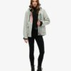 Ultimate Tech Windjacke mit Kapuze Ultimate Tech Windjacke mit Kapuze