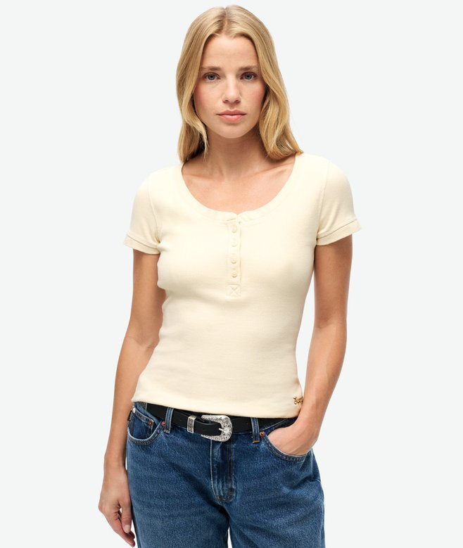Unverzichtbares Kurzarm-Shorts-Oberteil Unverzichtbares Kurzarm-Shorts-Oberteil