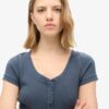 Unverzichtbares Kurzarm-Shorts-Oberteil Unverzichtbares Kurzarm-Shorts-Oberteil