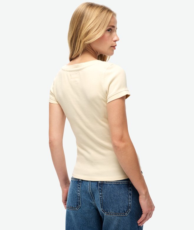 Unverzichtbares Kurzarm-Shorts-Oberteil Unverzichtbares Kurzarm-Shorts-Oberteil