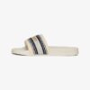 Vegane Pool-Slider mit Gurtband Vegane Pool-Slider mit Gurtband