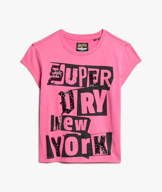 Verziertes Punk-T-Shirt mit Flügelärmeln Verziertes Punk-T-Shirt mit Flügelärmeln