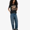 Verziertes Varsity-T-Shirt in lockerer Passform Verziertes Varsity-T-Shirt in lockerer Passform