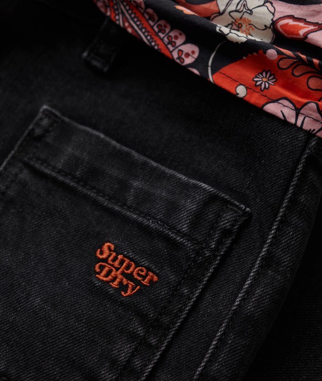 Vintage-Jeans aus Organic Cotton mit niedriger Leibhöhe und schmalem Schlag Vintage-Jeans aus Organic Cotton mit niedriger Leibhöhe und schmalem Schlag