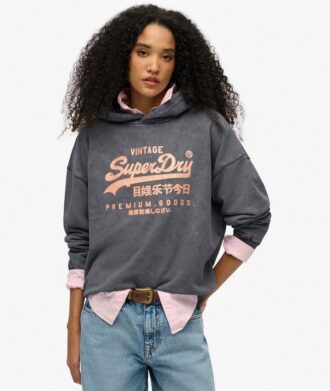 Vintage-Logo-Kapuzenpullover aus Metallic-Stoff in lockerer Passform Vintage-Logo-Kapuzenpullover aus Metallic-Stoff in lockerer Passform