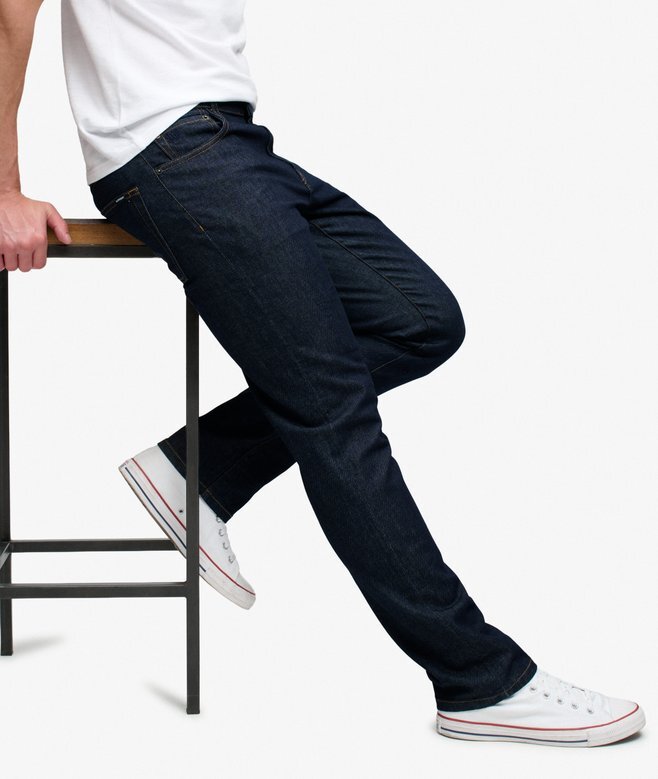Vintage Slim Straight Jeans aus Organic Cotton Vintage Slim Straight Jeans aus Organic Cotton